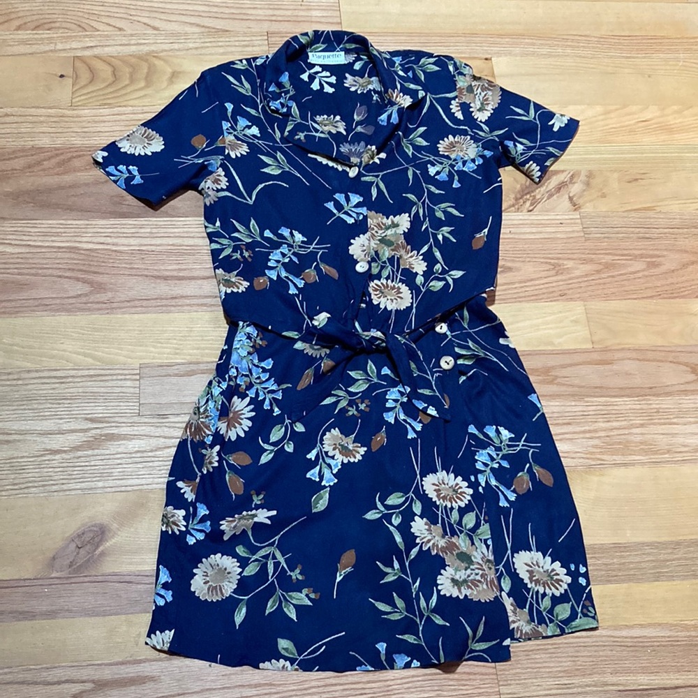Paquette anger California “skort set” size L, padded shoulders navy with floral
